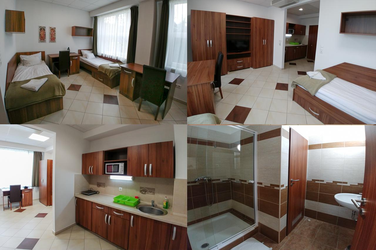 Lotus Hotel Сегед Екстериор снимка